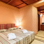 Hotel Galles