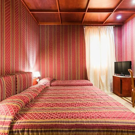 Galles 3* Rome