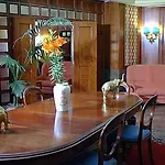 Otel Galles 3*