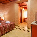 Galles Otel 3*