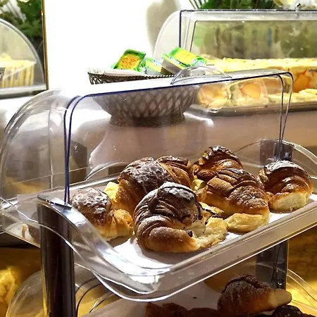 Hotel Galles 3*